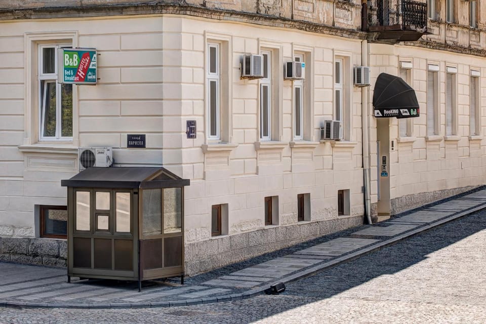 Booking BnB Hostel in Belgrade