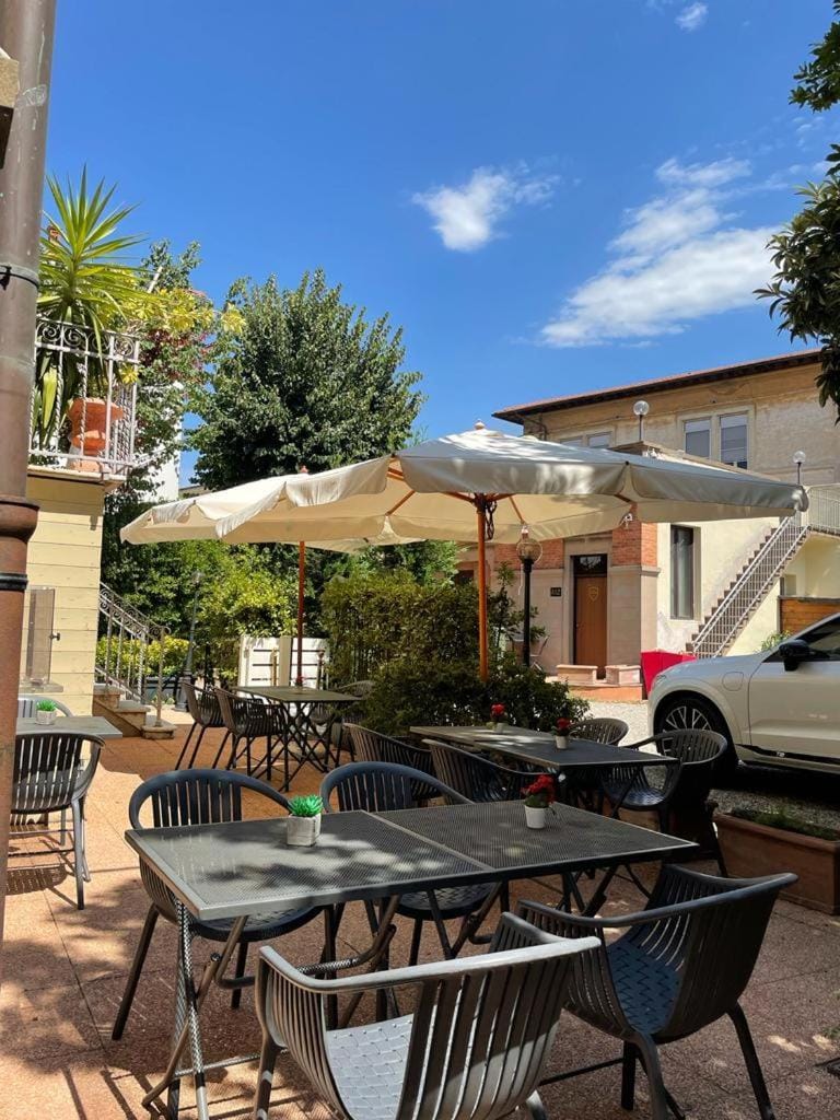 Residenza d'Epoca Villa Tower Inn Hotel in Pisa