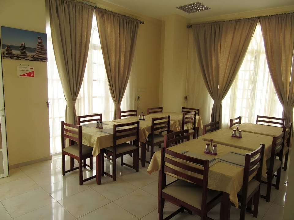 Al Ferdous Hotel Apartments Apartment hotel in Muscat