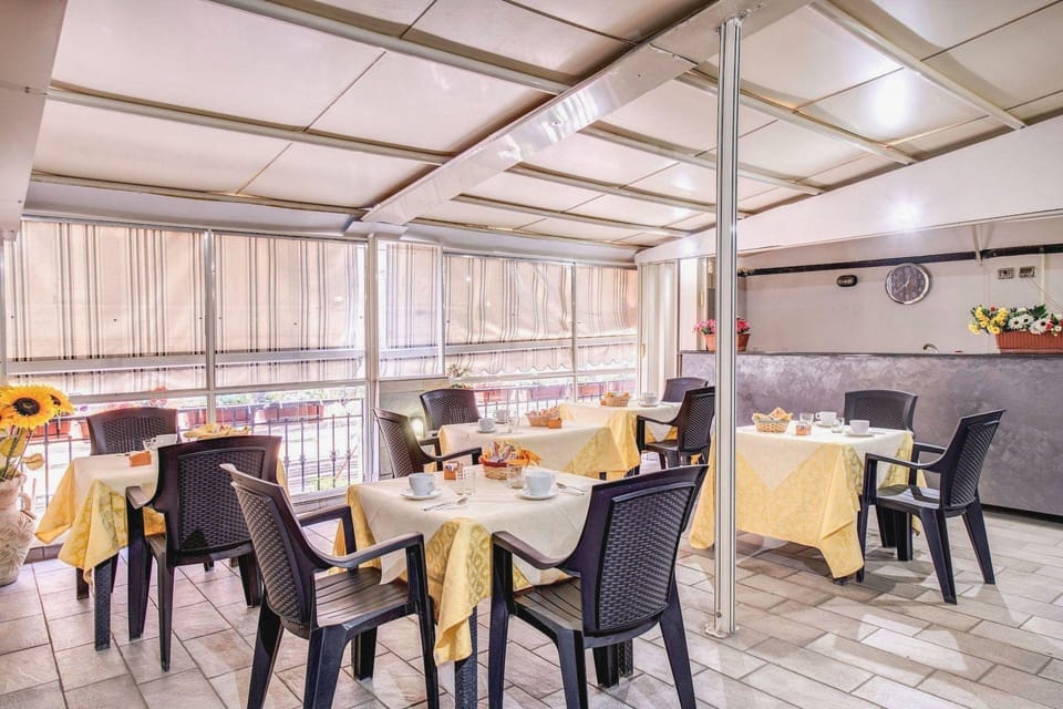 Napoli Svelata Hotel in Naples