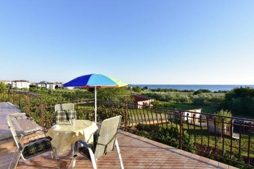 Apartments and rooms with parking space Zambratija, Umag - 22512 Hotel in Istria County