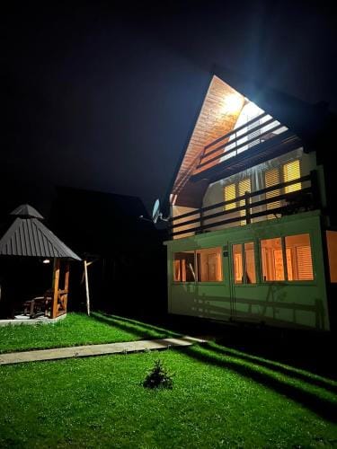 Guest House SARA Hotel in Montenegro