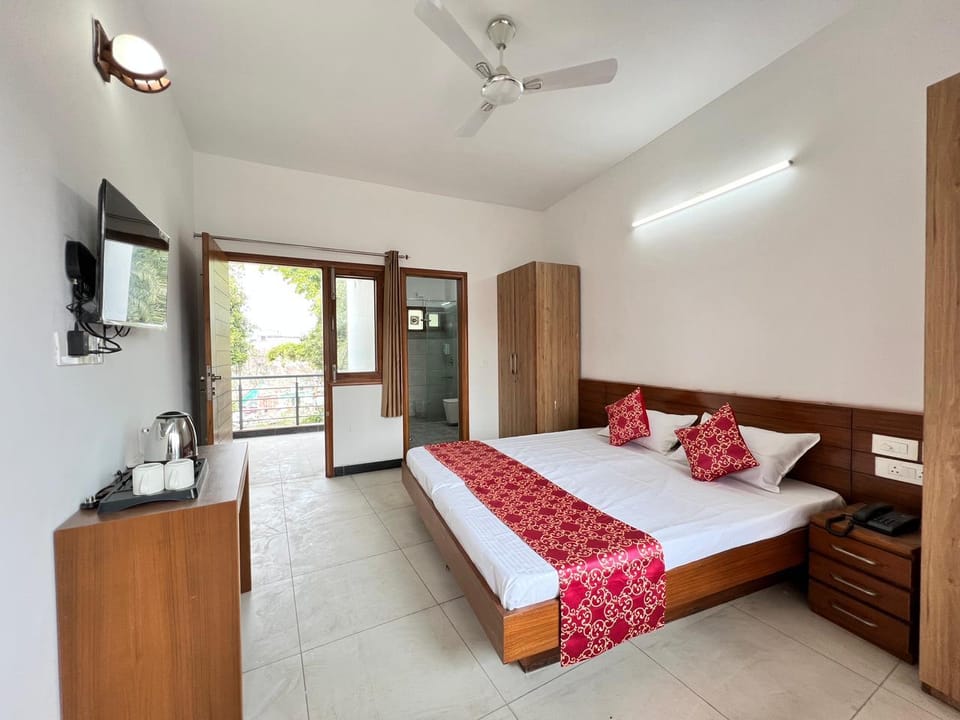 Guestroom