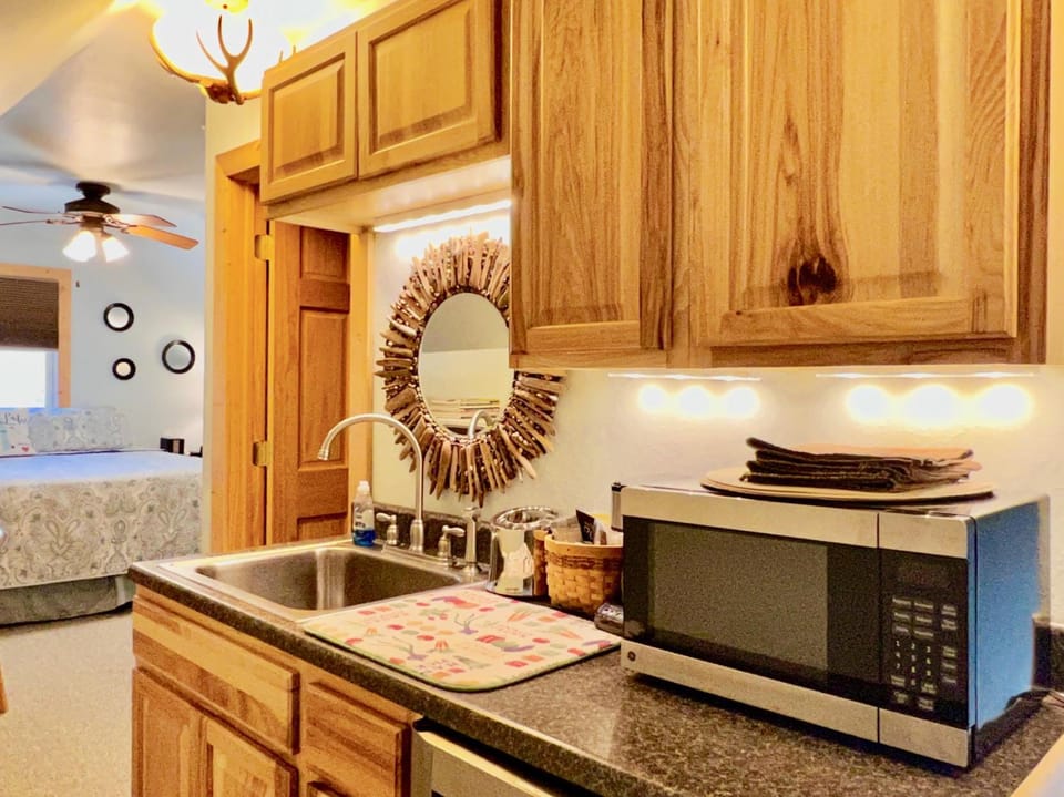 The Torch Lake Bed and Breakfast Hotel in Torch Lake