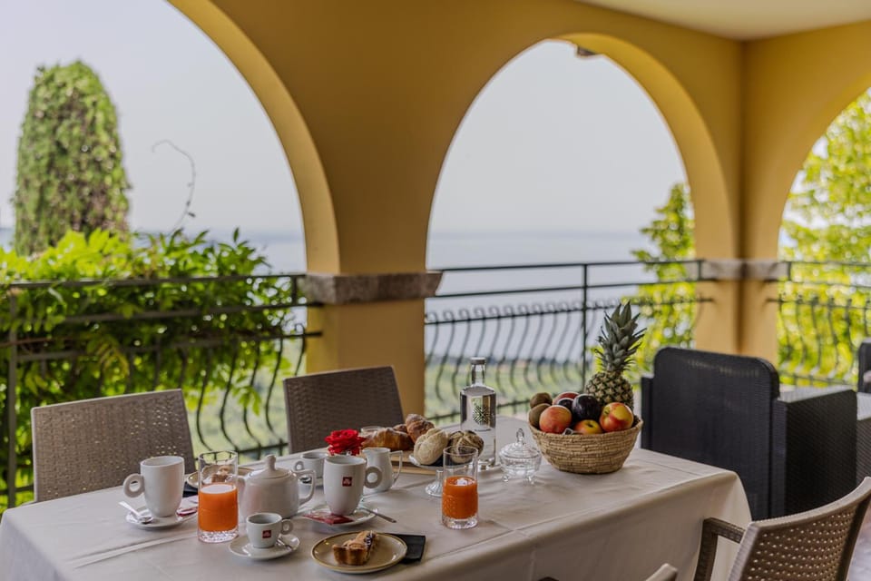 Residence San Michele Hotel in Torri del Benaco