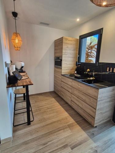 Le Cocoon - Jacuzzi, Sauna et Piscine privee Hotel in Carpentras