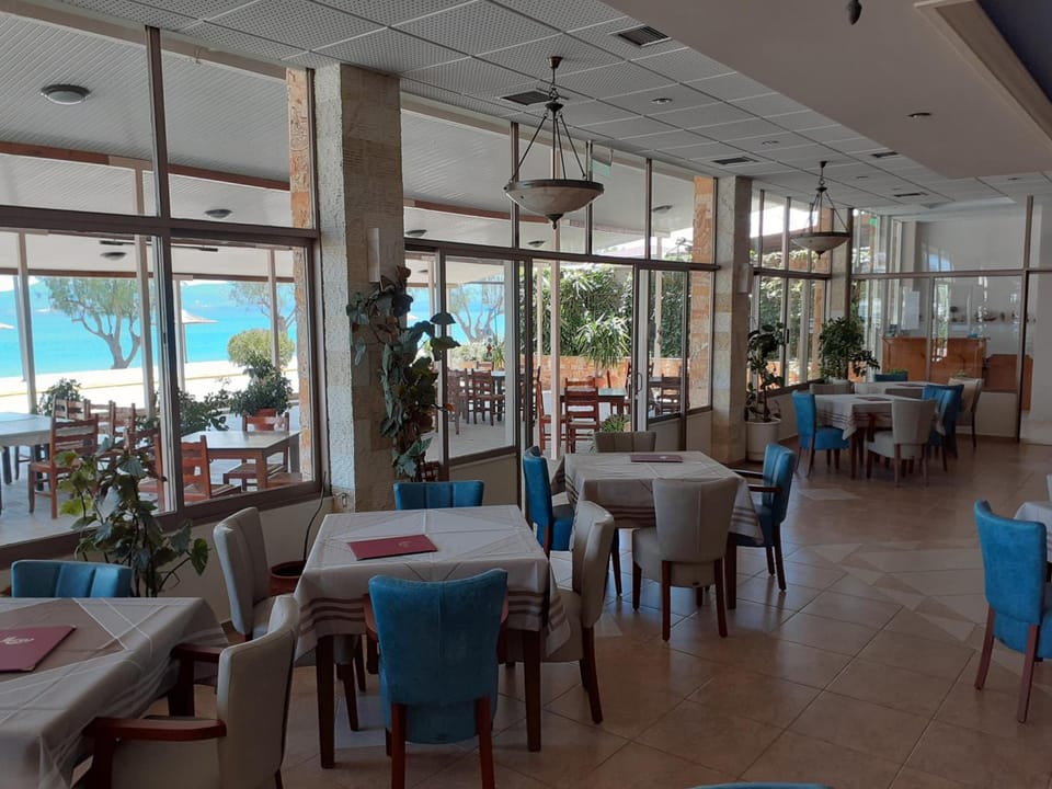 Poseidon Hotel Apartment hotel in Euboea