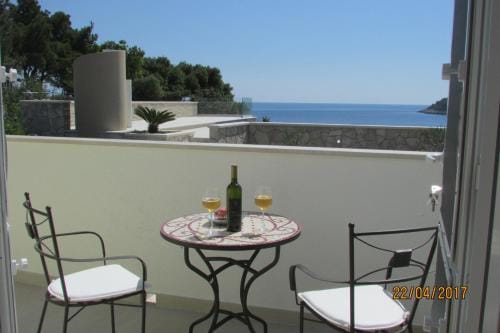 Rooms with a swimming pool Cove Saplunara, Mljet - 401 Hotel in Korita, Mljet