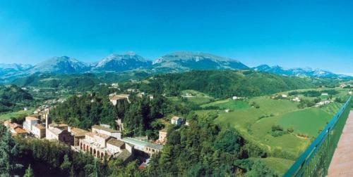 Villa delle Rose - Hotel Paradiso Hotel in Marche