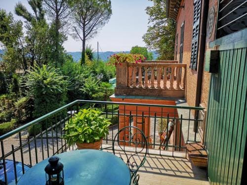 Villa delle Rose - Hotel Paradiso Hotel in Marche
