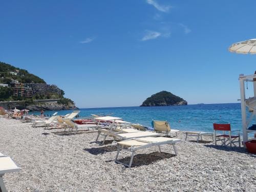 Casa vacanze Costa e Mare Hotel in Savona
