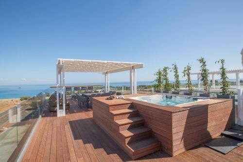 White Pearl Villas Hotel in Paralimni