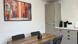 Contemporary Luxury NC500 Holiday Home - Sleeps 5 Hotel in Wick