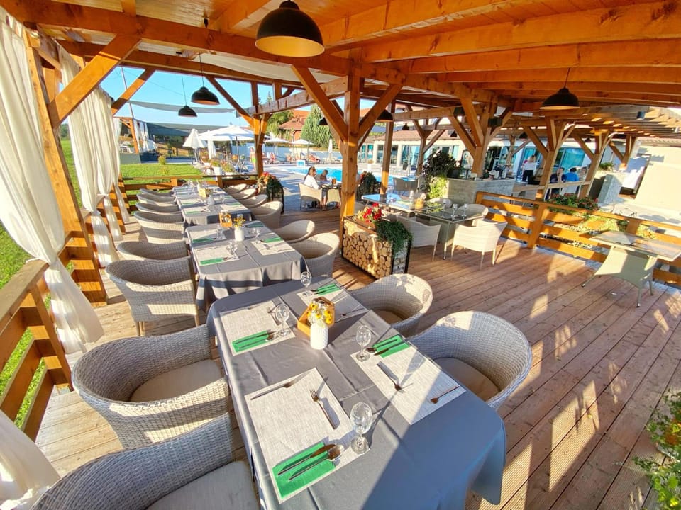 16 Lakes Hotel Hotel in Lika-Senj County