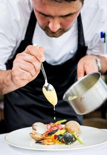 Zoe Bistro & Accommodation Hotel in County Clare