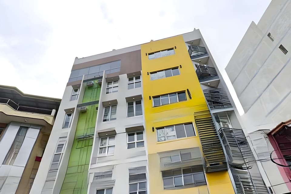 Almond Suites Hotel in Lapu-Lapu City