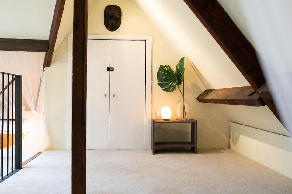 The Loft | 2Br Duplex | Central+Parking Hotel in Cardiff