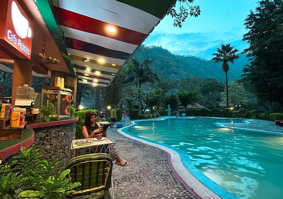 Swimming pool