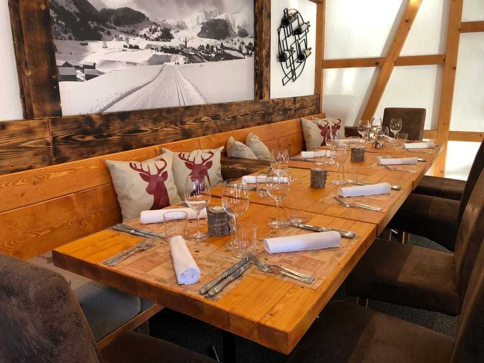Mountain Lodge Sedrun Hotel in Canton of Grisons