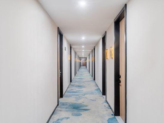 Guangde Sandishui Express Hotel Hotel in China