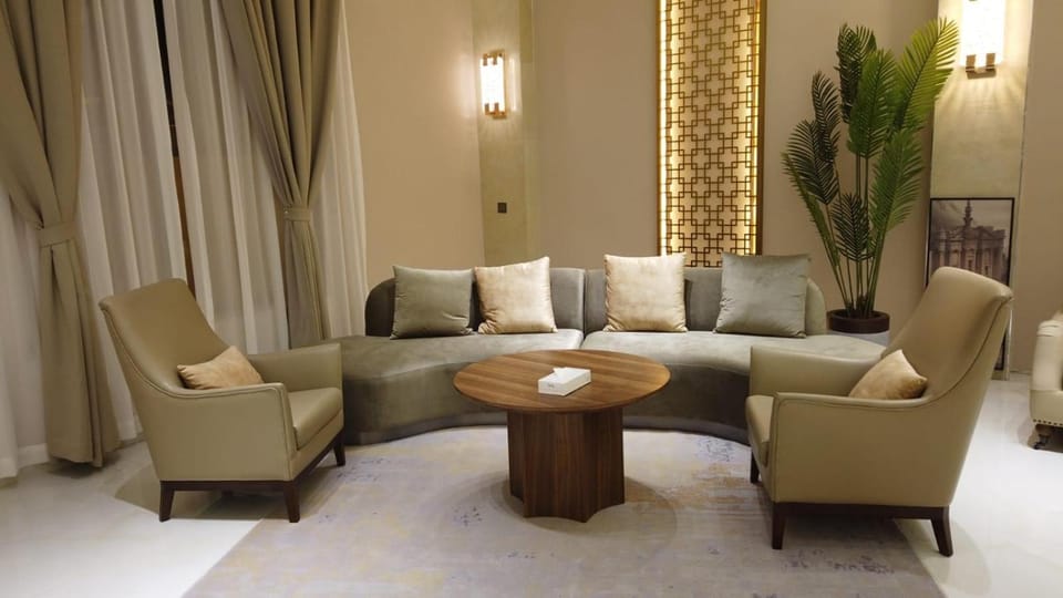 H Luxury Hotel Hotel in Africa