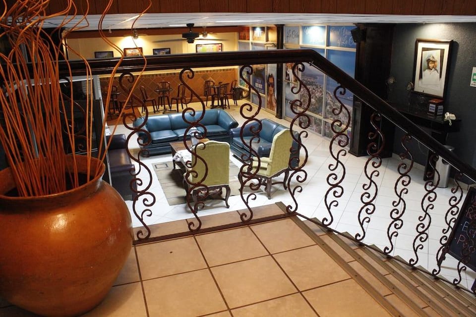 Gran Hotel Paris Hotel in La Ceiba