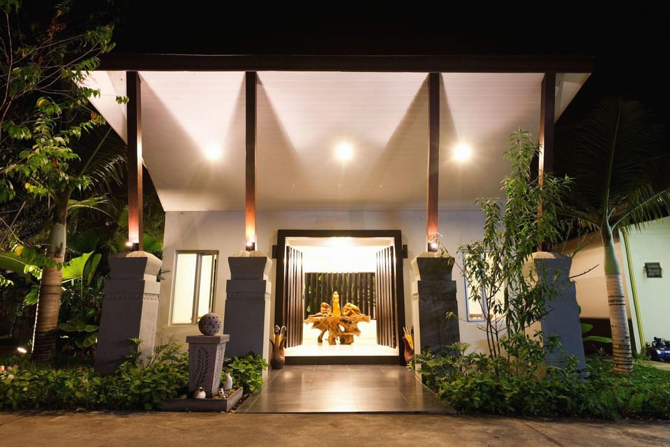Khaoyai Paradise on Earth Hotel in Laos