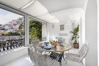 Hotel La Bougainville Hotel in Positano