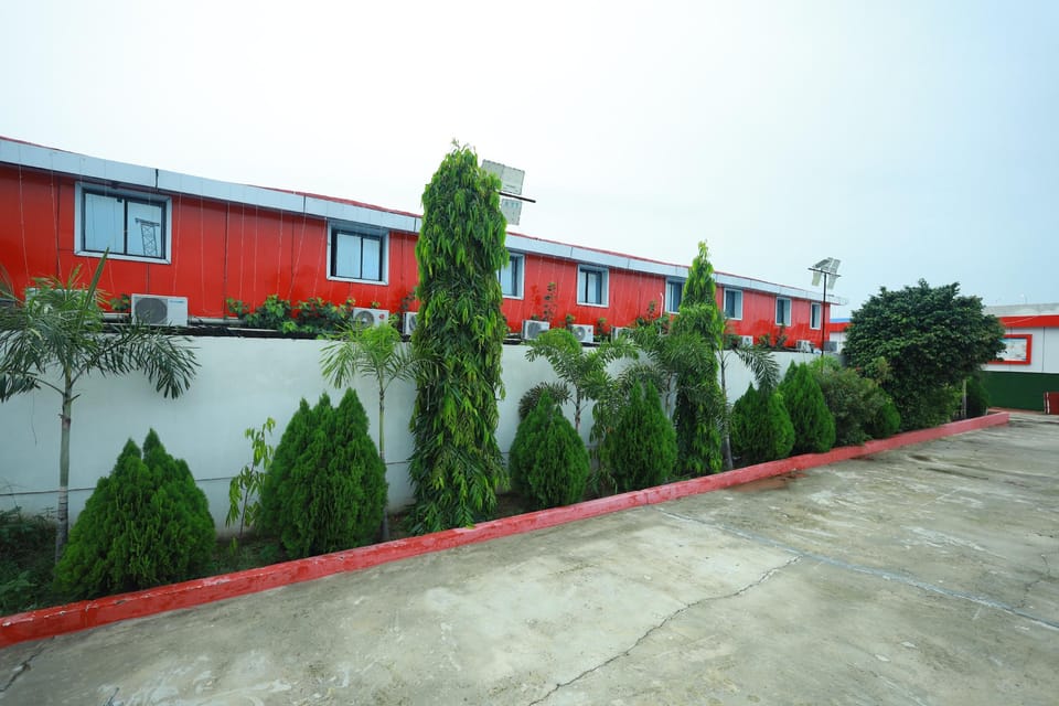 RAJ RESORT Hotel in India