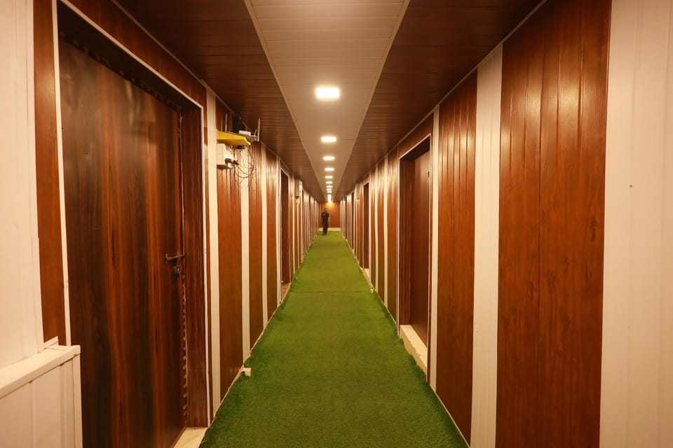 RAJ RESORT Hotel in India