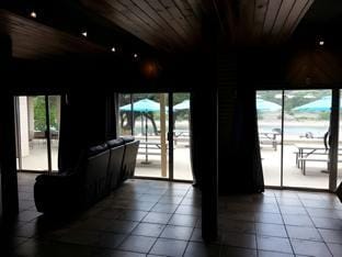 Lodge At Turkey Cove Lodge in Canyon Lake