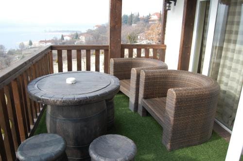 Aparthotel Seasons Glavatarski Han Hotel in Decentralized Administration of Macedonia and Thrace