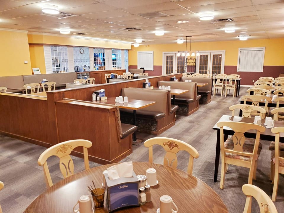Moosomin Country Squire Inn Inn in Saskatchewan