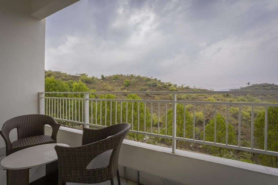 Mewar palace resort and spa Hotel in Rajasthan