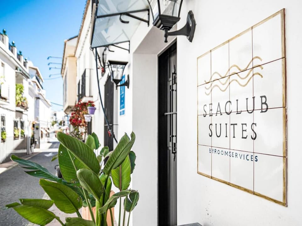 Seaclub Suites Complex Listings Apartment hotel in Estepona