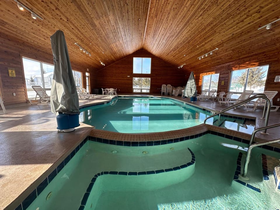 Hot tub