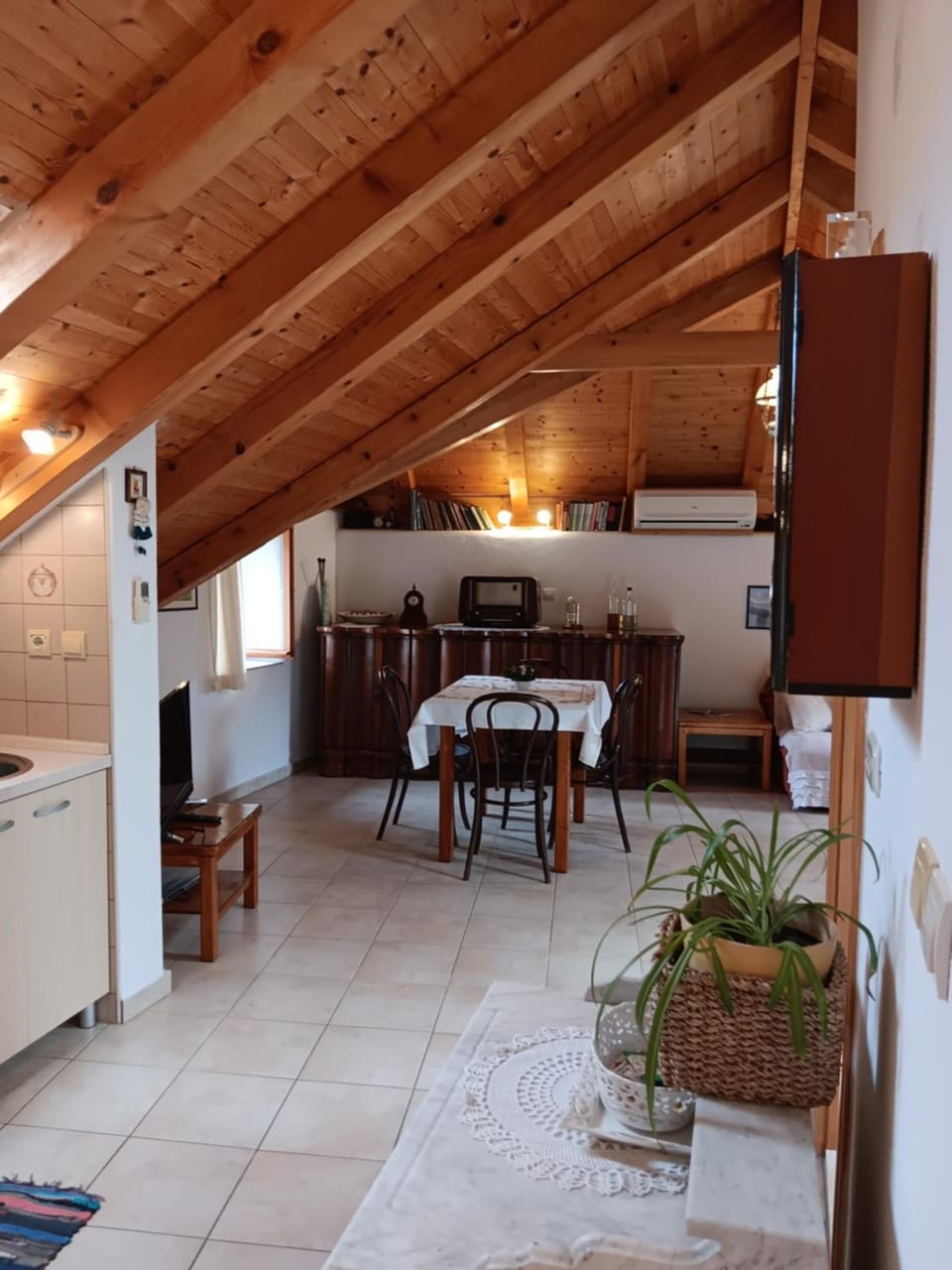 Guest House Lucijo Hotel in Vrboska