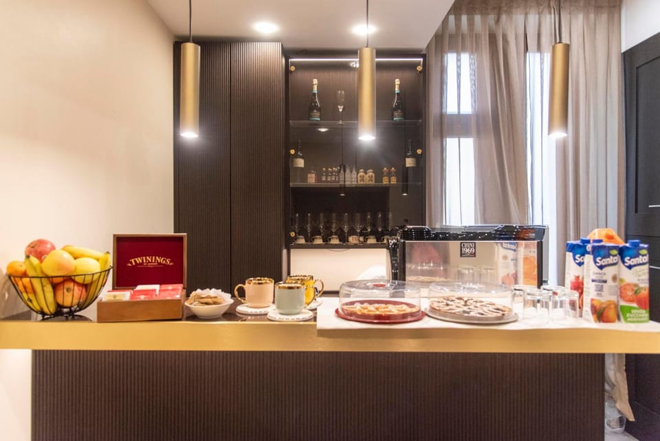 Adelaide Suite Dreams Hotel in Rome