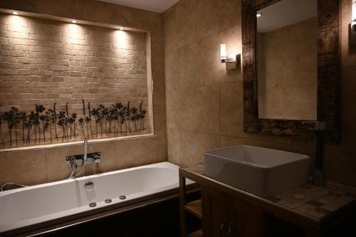 High Barn Hotel in Borough of Waverley