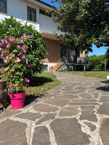The little lake Verona villa Hotel in Veneto