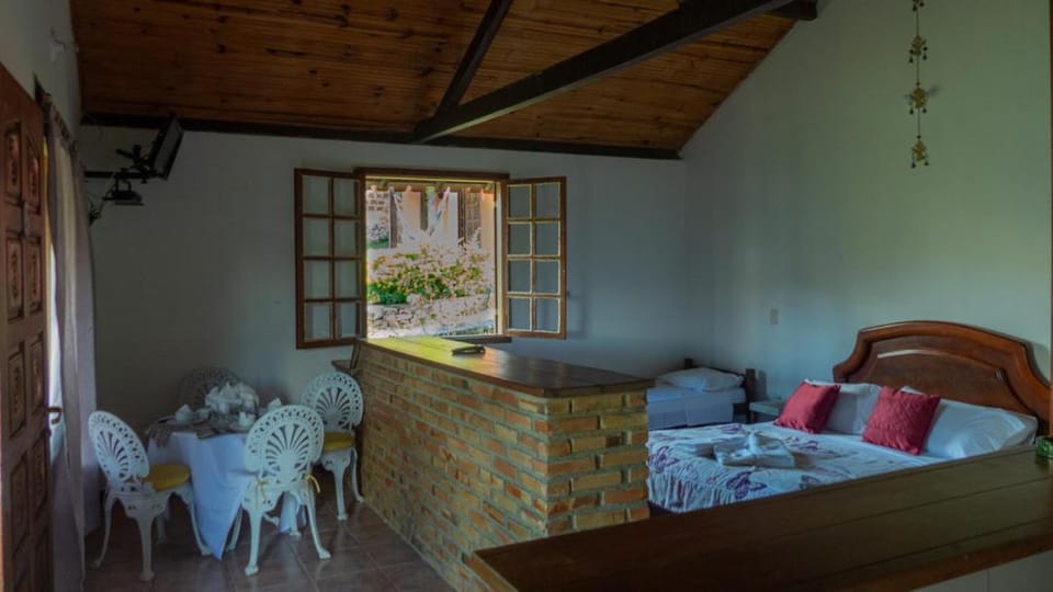 Pousada Barriga da Lua Lodge in State of Minas Gerais, Brazil