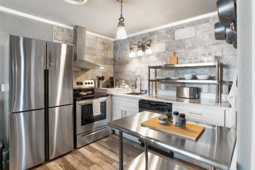 Salt Block - French Country Suite 6 Hotel in Bandera
