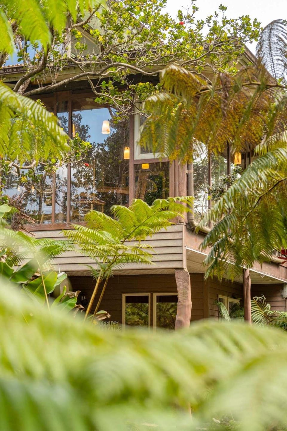 Volcano Inn Bed n Breakfast Lodge in Volcano