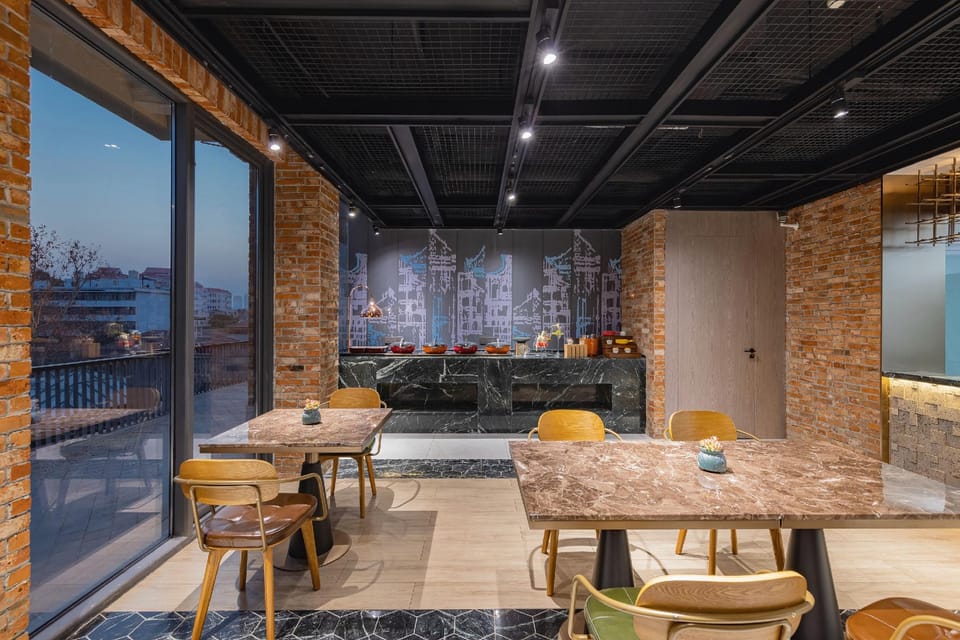 Rejoice by Argyle Hotel Wuhan Yellow Crane Tower Tanhualin Hotel in Wuhan