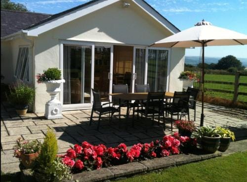 Brooklands Hotel in West Devon District