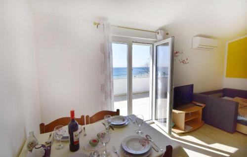 Apartments and rooms by the sea Zambratija, Umag - 22685 Hotel in Istria County