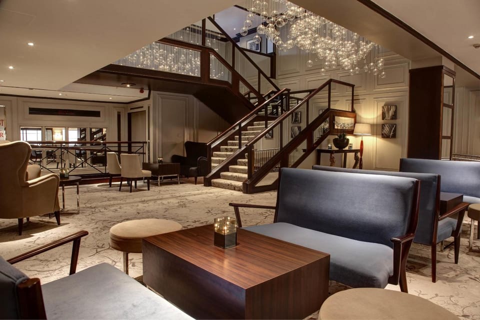 Bar/lounge