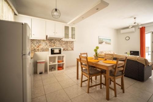 Dimitris City Break Apts Hotel in Chania
