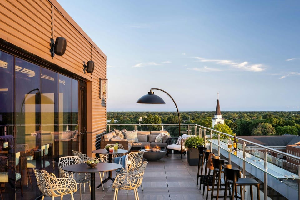 Moxy Springfield Downtown Hotel in Springfield