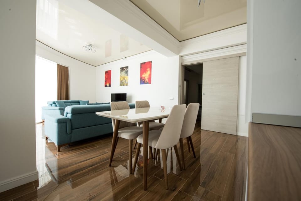White Tower Mamaia Apartment hotel in Constanta